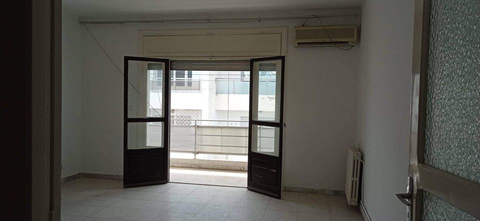 El Menzah&nbsp;Mutuelle Ville&nbsp;Location&nbsp;Appart. 4 pi�ces&nbsp;S plus 3 au nord hilton wb4520