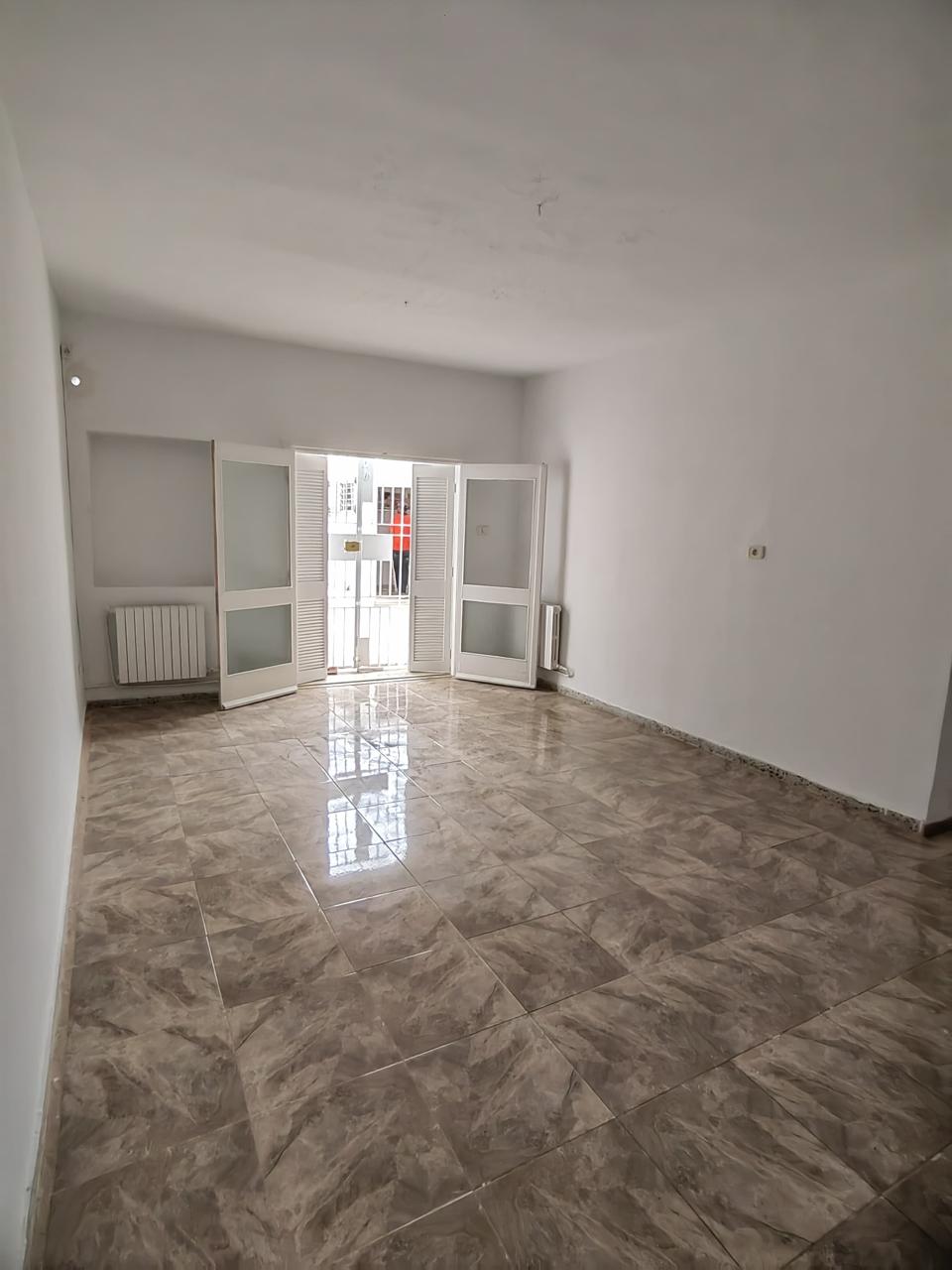Ariana Ville&nbsp;El Menzah 5&nbsp;Location&nbsp;Duplex&nbsp;Triplex s plus 4 aux uv4 wb2867