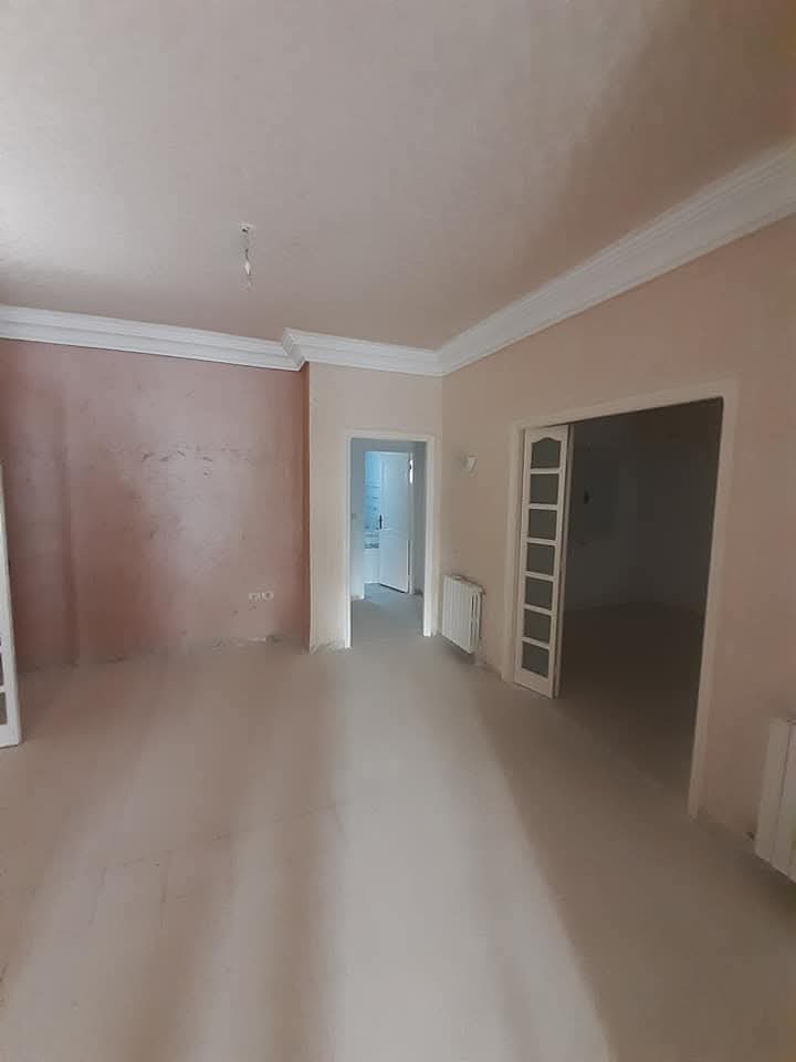 Ariana Ville&nbsp;El Menzah 5&nbsp;Location&nbsp;Maisons&nbsp;Etage de villa s plus 3 � el manzah 5 wb1548