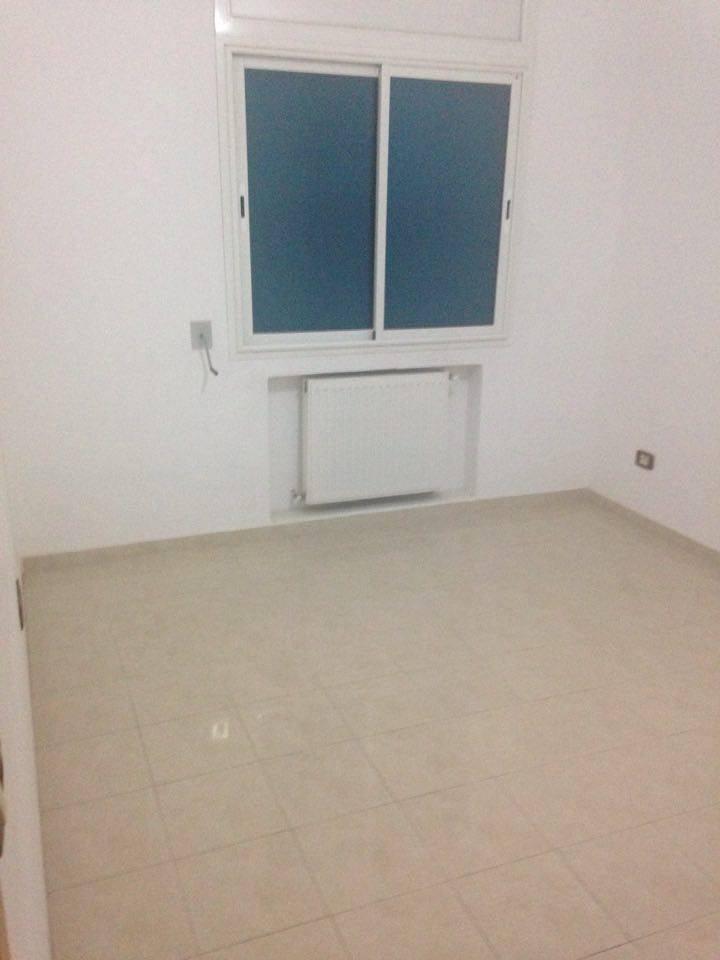 Cite El Khadra&nbsp;Zone urbaine nord&nbsp;Location&nbsp;Appart. 3 pi�ces&nbsp;S plus 2 au cun wb4523