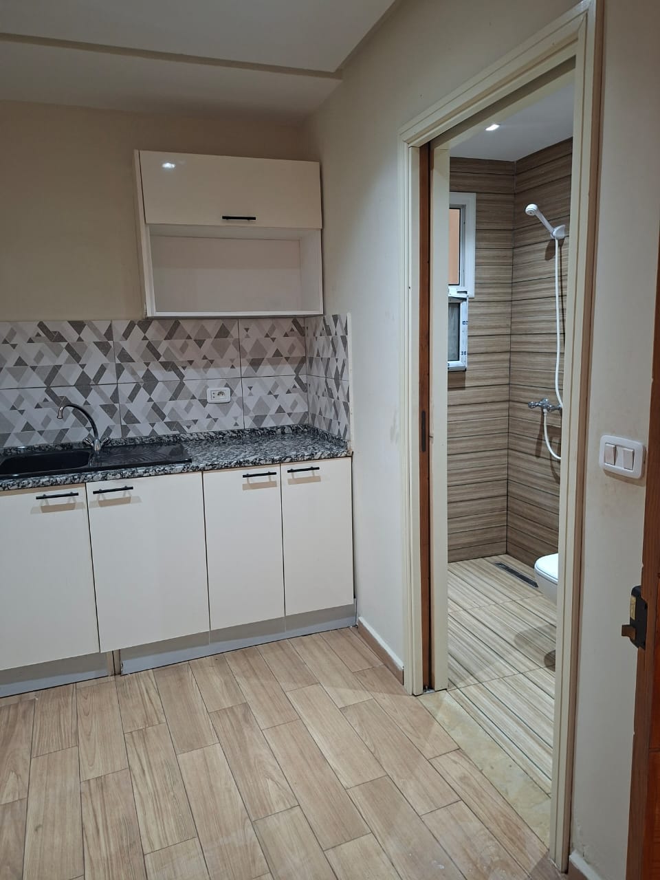 Cite El Khadra&nbsp;Cite El Khadra&nbsp;Location&nbsp;Maisons&nbsp;Studio s0 hst a la cit� el khadhra wb4114