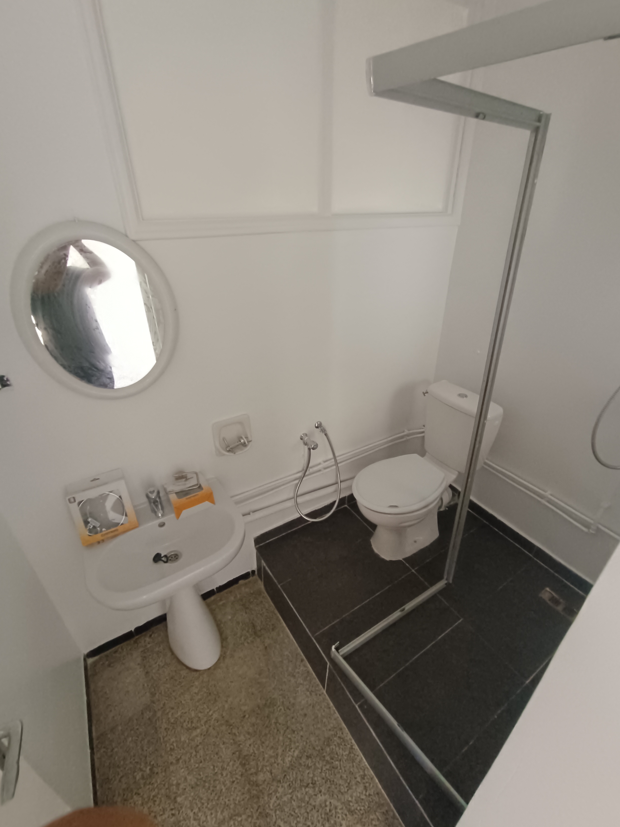 El Menzah&nbsp;Mutuelle Ville&nbsp;Location&nbsp;Appart. 3 pi�ces&nbsp;Appart dans un etg de villa mutuelleville