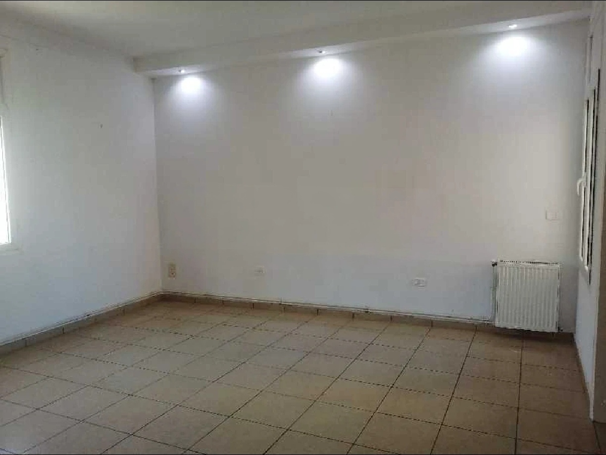 La Marsa&nbsp;El Aouina&nbsp;Location&nbsp;Appart. 3 pi�ces&nbsp;Bel etage de villa a l'aouina sur gp9