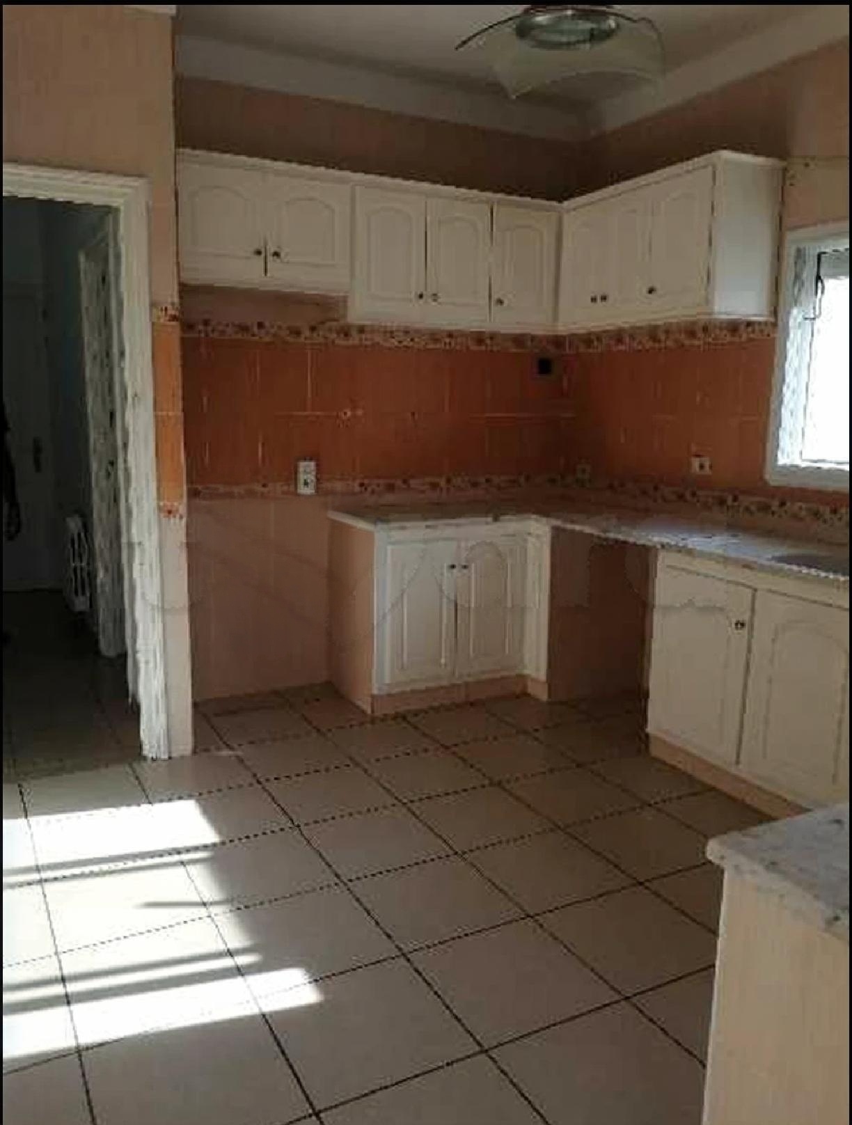 La Marsa&nbsp;El Aouina&nbsp;Location&nbsp;Appart. 3 pi�ces&nbsp;Bel etage de villa a l'aouina sur gp9