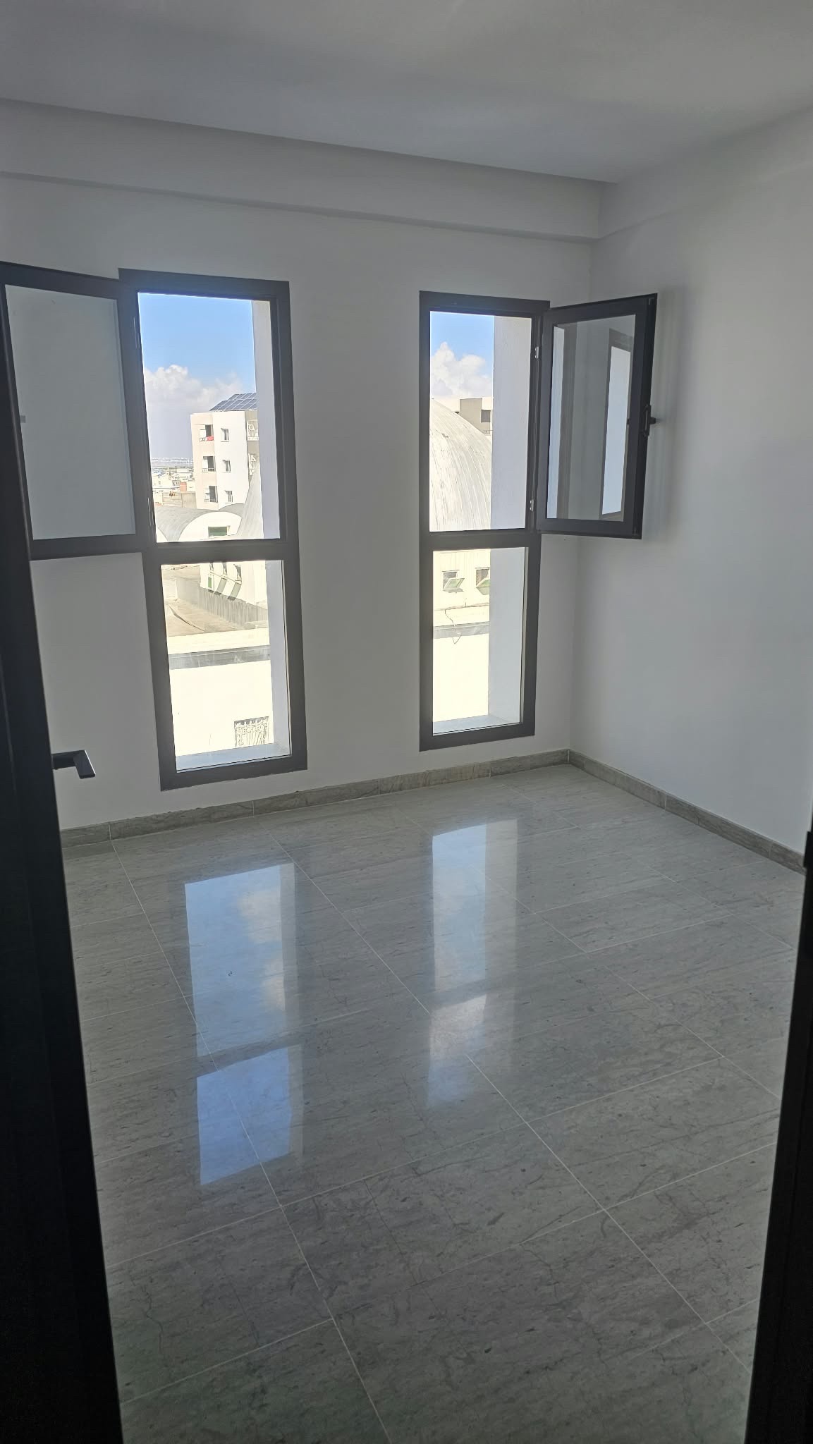 El Mourouj&nbsp;El Mourouj&nbsp;Location&nbsp;Appart. 2 pi�ces&nbsp;A louver convient pour medecin ou autre