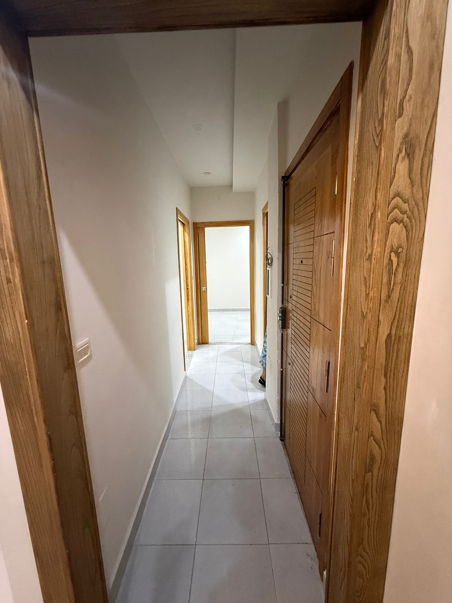 Bab Souika&nbsp;Bab Saadoun&nbsp;Location&nbsp;Appart. 3 pi�ces&nbsp;Un tr�s bon appart avec emplacement strategique