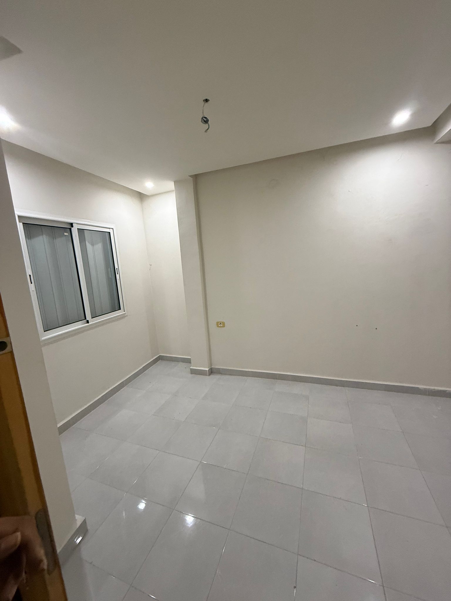 Bab Souika&nbsp;Bab Saadoun&nbsp;Location&nbsp;Appart. 3 pi�ces&nbsp;Un tr�s bon appart avec emplacement strategique