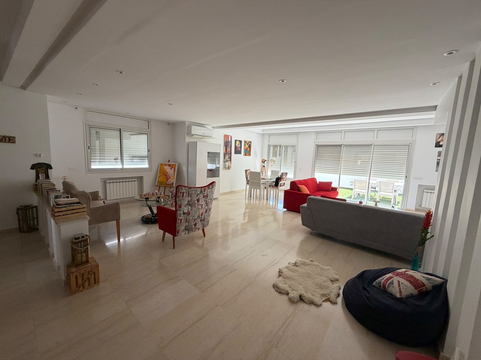 Mnihla&nbsp;Jardins d'el Menzah&nbsp;Vente&nbsp;Maisons&nbsp;2en1 villa jumel�e avec rdj ind�pendant
