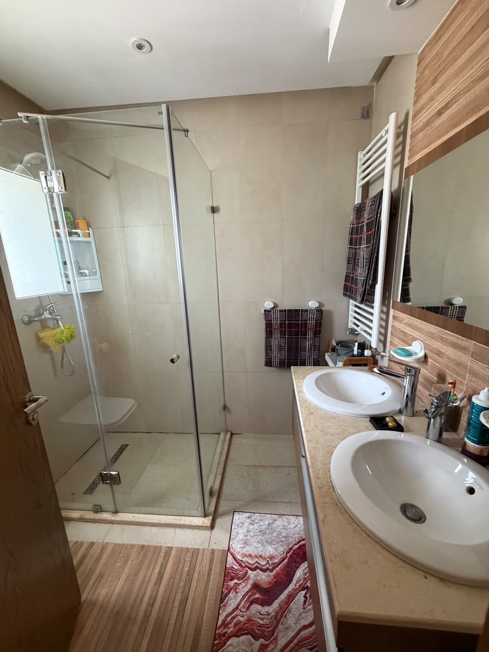 Mnihla&nbsp;Jardins d'el Menzah&nbsp;Vente&nbsp;Maisons&nbsp;2en1 villa jumel�e avec rdj ind�pendant