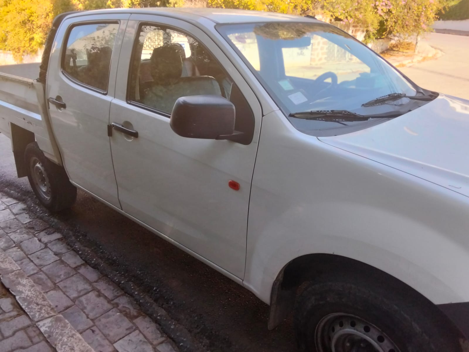 Bab Bhar&nbsp;Bab Bhar&nbsp;Isuzu&nbsp;D-Max&nbsp;D max 4 portes