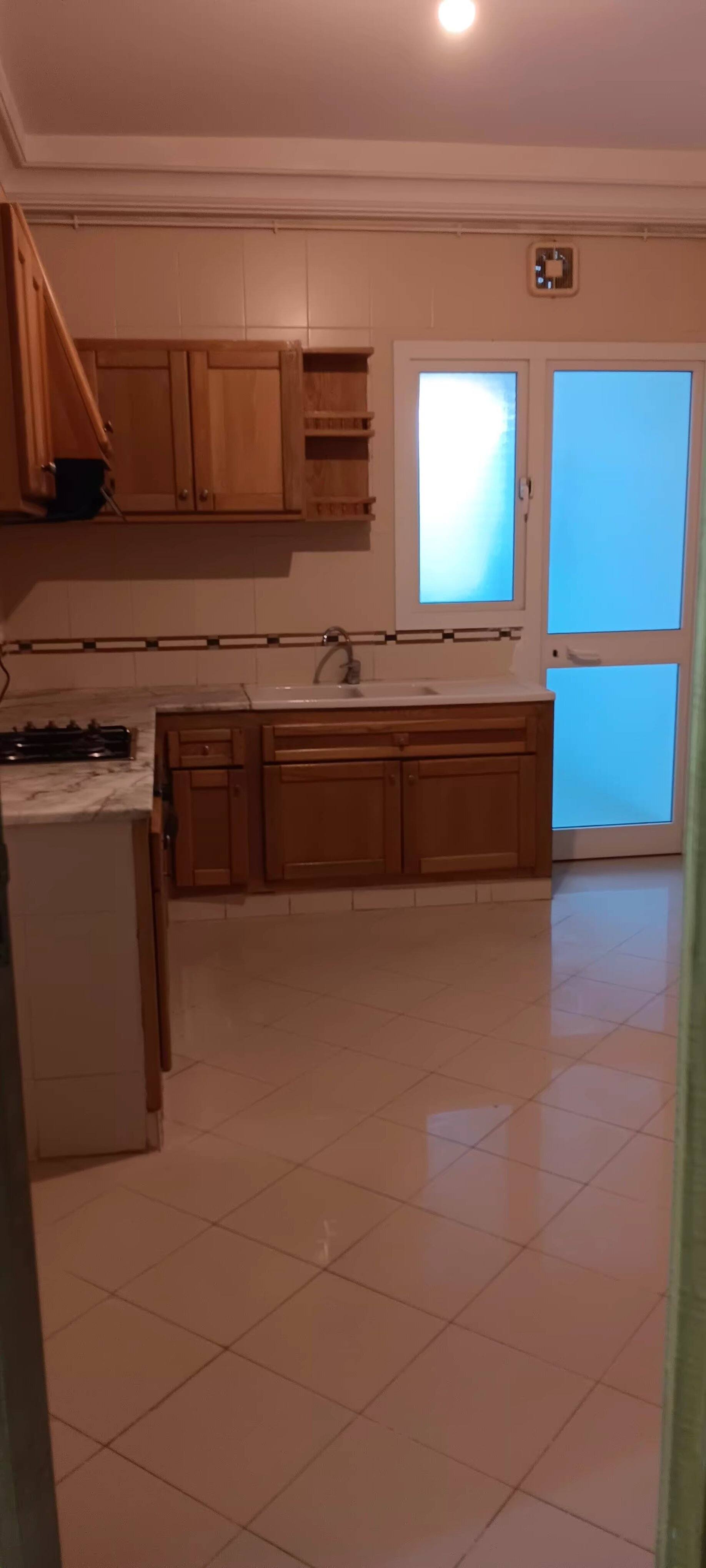 Ariana Ville&nbsp;Cite Ennasr 2&nbsp;Location&nbsp;Appart. 3 pi�ces&nbsp;S2 habitation hs