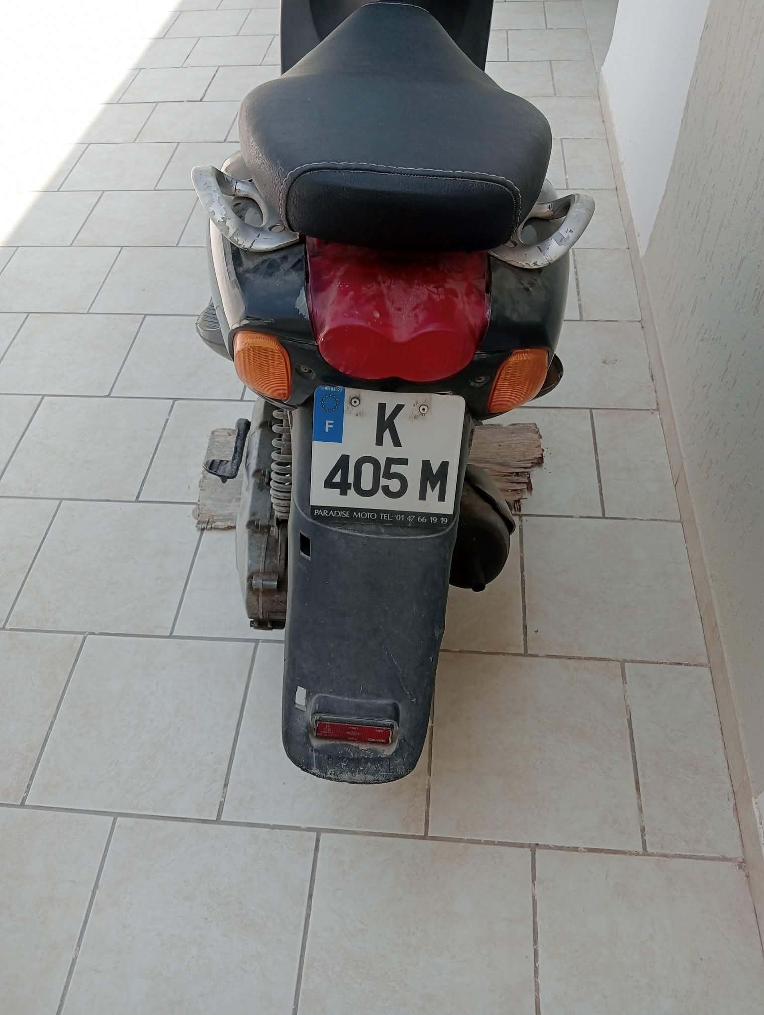 Sakiet Ezzit&nbsp;Sakiet Ezzit&nbsp;Mbk&nbsp;Mbk&nbsp;Ovetto 50 noir en bonne �tat