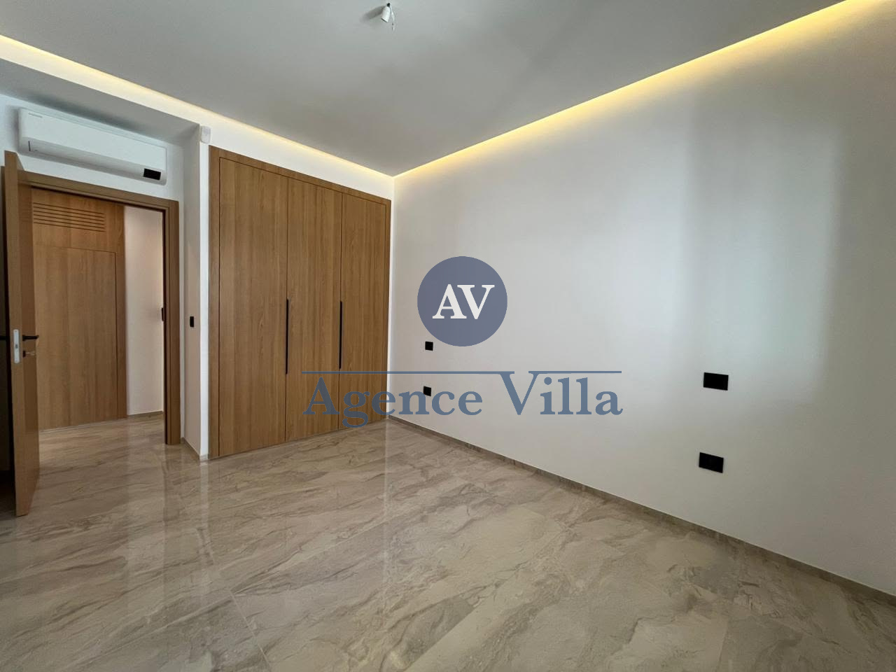 La Marsa&nbsp;Marsa Ennassim&nbsp;Location&nbsp;Duplex&nbsp;Duplex s3 avec piscine � la marsa
