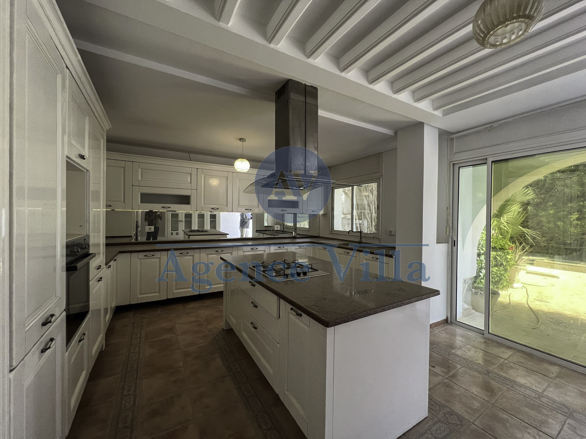 La Soukra&nbsp;La Soukra&nbsp;Location&nbsp;Maisons&nbsp;Villa s4 avec piscine � la soukra