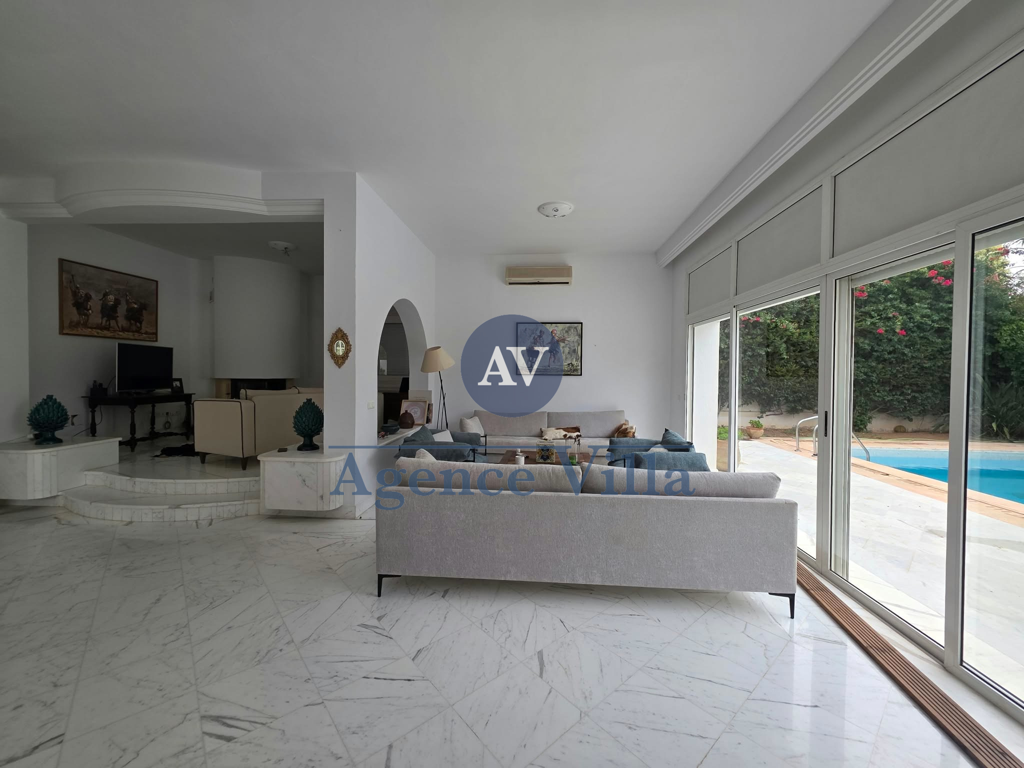 La Marsa&nbsp;Gammart&nbsp;Location&nbsp;Maisons&nbsp;Villa s5 avec piscine � gammarth