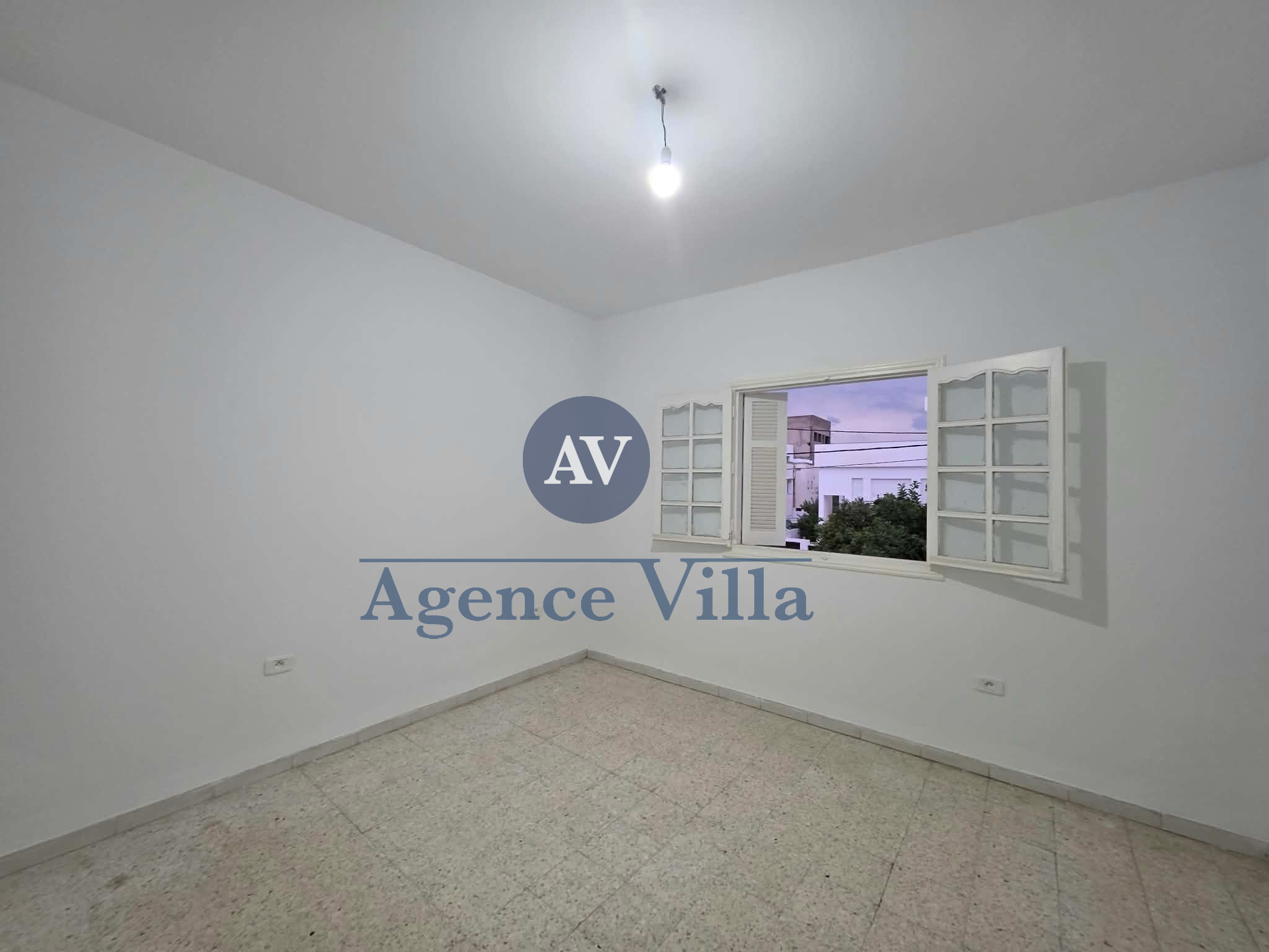 La Marsa&nbsp;Sidi Daoud&nbsp;Location&nbsp;Appart. 3 pi�ces&nbsp;Etage de villa s2 � sidi daoud