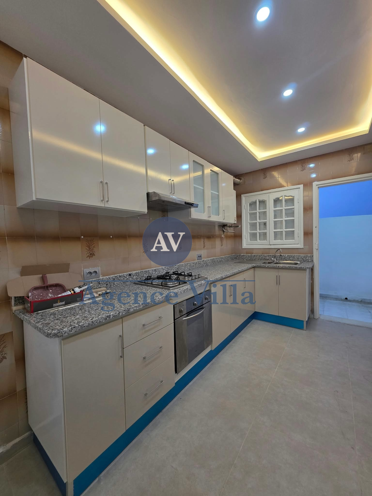 La Marsa&nbsp;Sidi Daoud&nbsp;Location&nbsp;Appart. 3 pi�ces&nbsp;Etage de villa s2 � sidi daoud