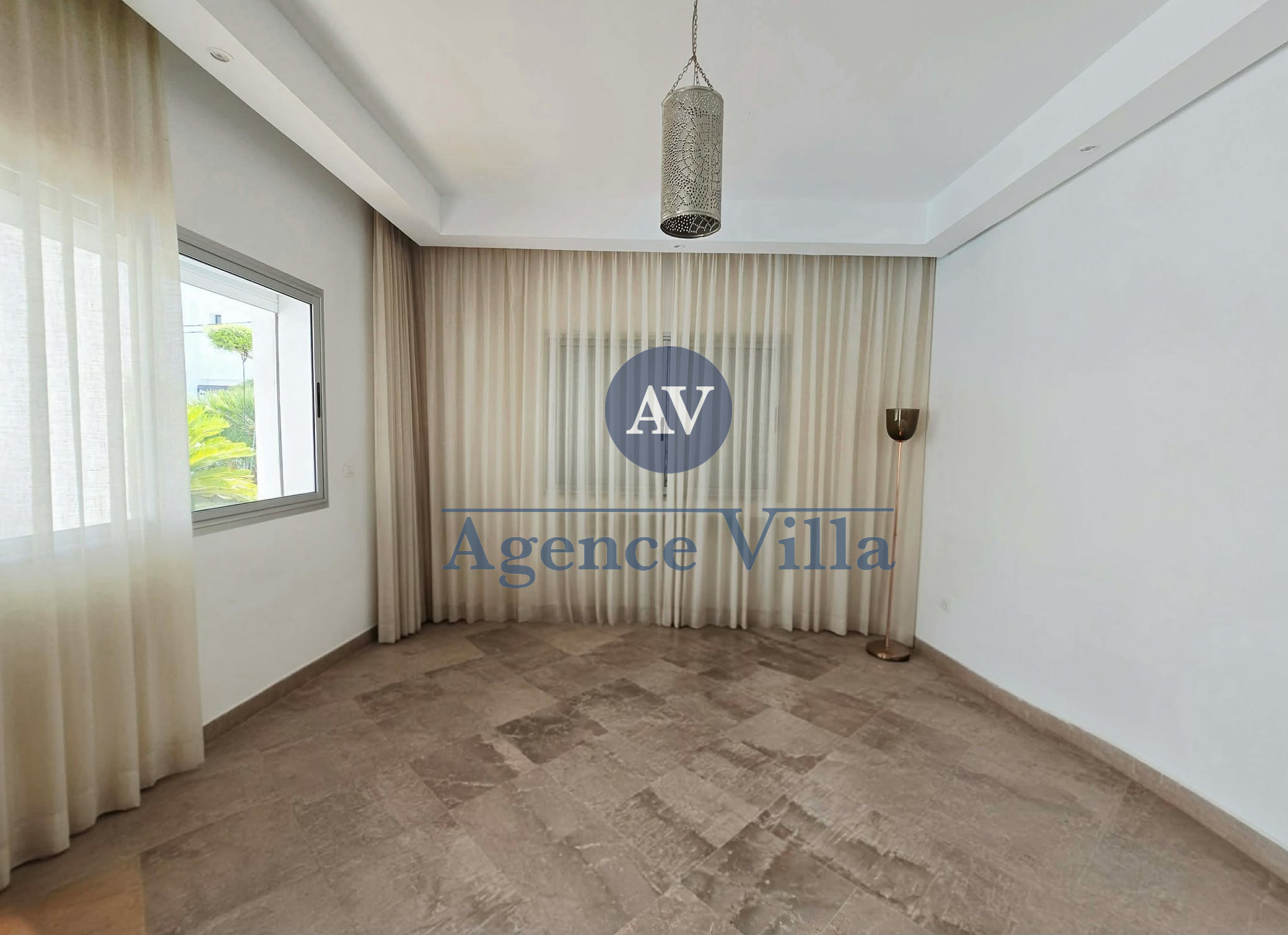 La Marsa&nbsp;Gammart&nbsp;Location&nbsp;Maisons&nbsp;Une superbe villa s4 avec piscine � gammarth