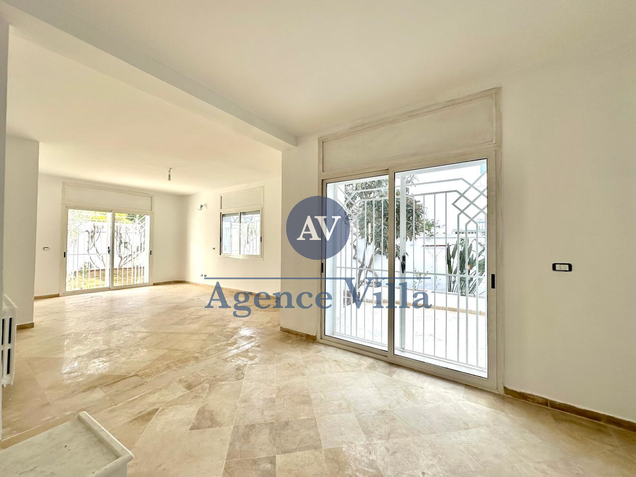 La Marsa&nbsp;Marsa Ennassim&nbsp;Location&nbsp;Maisons&nbsp;Villa s4 � la marsa cit� enassim