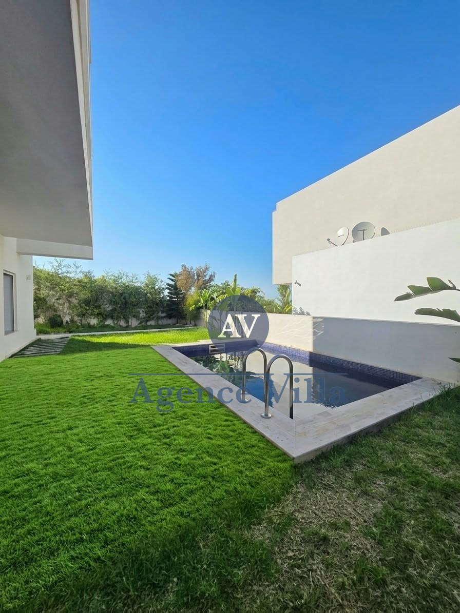 La Marsa&nbsp;Gammart&nbsp;Location&nbsp;Duplex&nbsp;Duplex s4 avec piscine et vue sur mer � gammarth