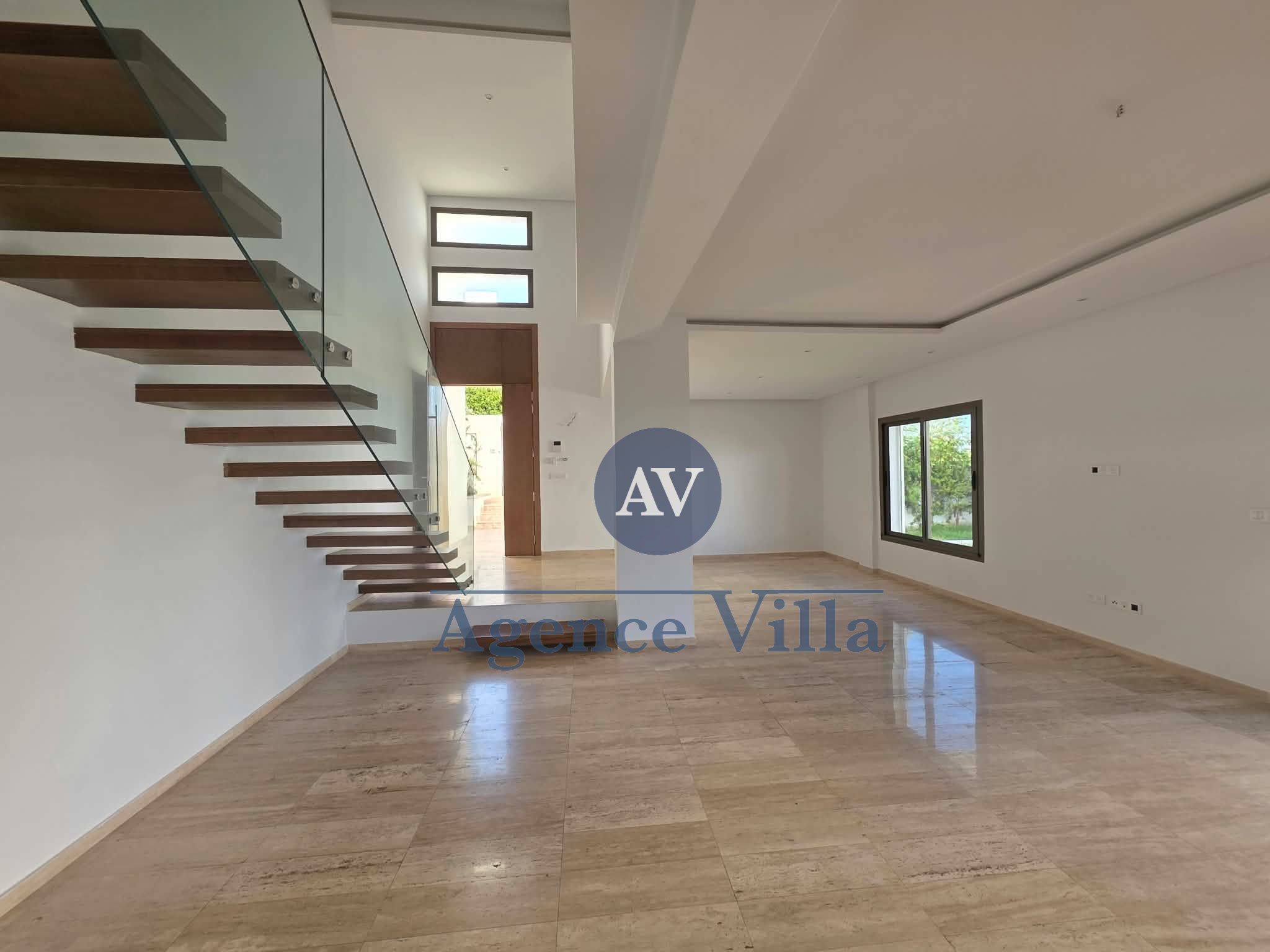 La Marsa&nbsp;Gammart&nbsp;Location&nbsp;Duplex&nbsp;Duplex s4 avec piscine et vue sur mer � gammarth