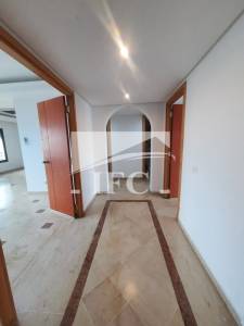 La Marsa&nbsp;Berge Du Lac&nbsp;Vente&nbsp;Appart. 1 pi�ce&nbsp;Bureau en 5 espaces120m lac 1  ref2369a