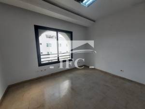 La Marsa&nbsp;Berge Du Lac&nbsp;Vente&nbsp;Appart. 1 pi�ce&nbsp;Bureau en 5 espaces120m lac 1  ref2369a