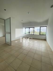 La Marsa&nbsp;Berge Du Lac&nbsp;Location&nbsp;Appart. 1 pi�ce&nbsp;Bureau en 11 espaces308m lac ref2058a