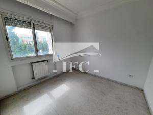 La Marsa&nbsp;Berge Du Lac&nbsp;Location&nbsp;Appart. 1 pi�ce&nbsp;Bureau en 4 espaces 160m lac 1 ref1175a