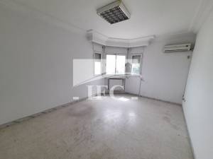 La Marsa&nbsp;Berge Du Lac&nbsp;Location&nbsp;Appart. 1 pi�ce&nbsp;Bureau en 4 espaces 160m lac 1 ref1175a