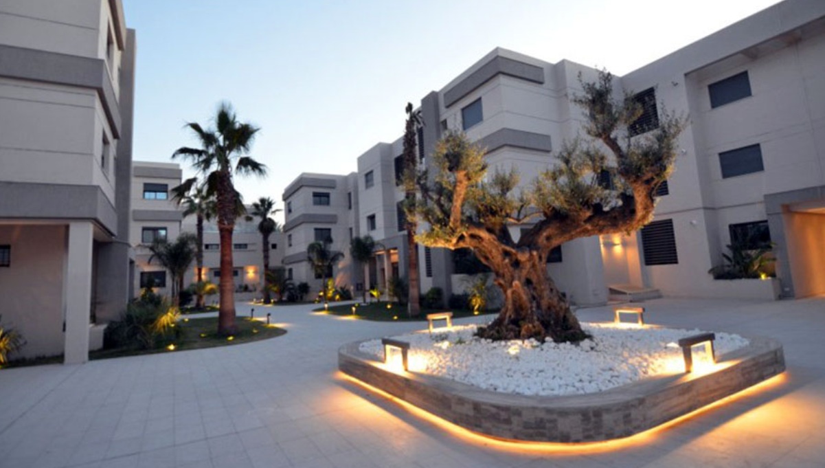 La Soukra&nbsp;Borj Louzir&nbsp;Location&nbsp;Appart. 4 pi�ces&nbsp;Appt s3 ht stding place parking rce onyx la soukra