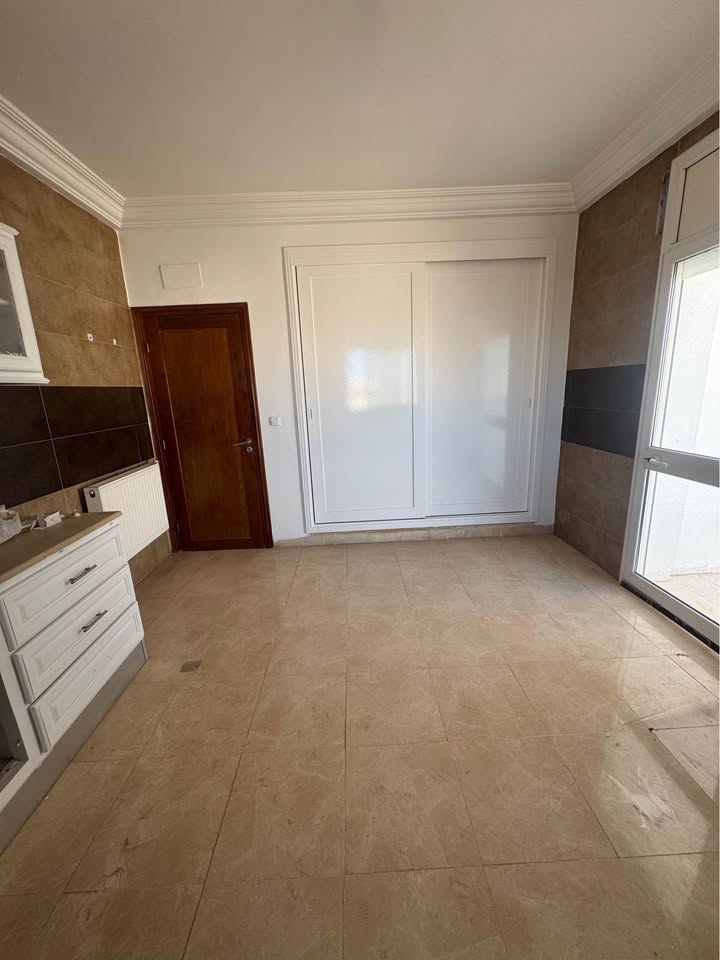 La Soukra&nbsp;La Soukra&nbsp;Location&nbsp;Appart. 3 pi�ces&nbsp;Etage de villa s3 a la soukra