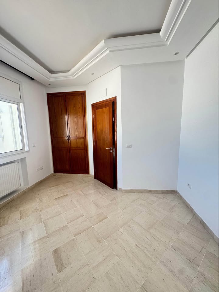 La Soukra&nbsp;La Soukra&nbsp;Location&nbsp;Appart. 3 pi�ces&nbsp;Etage de villa s3 a la soukra