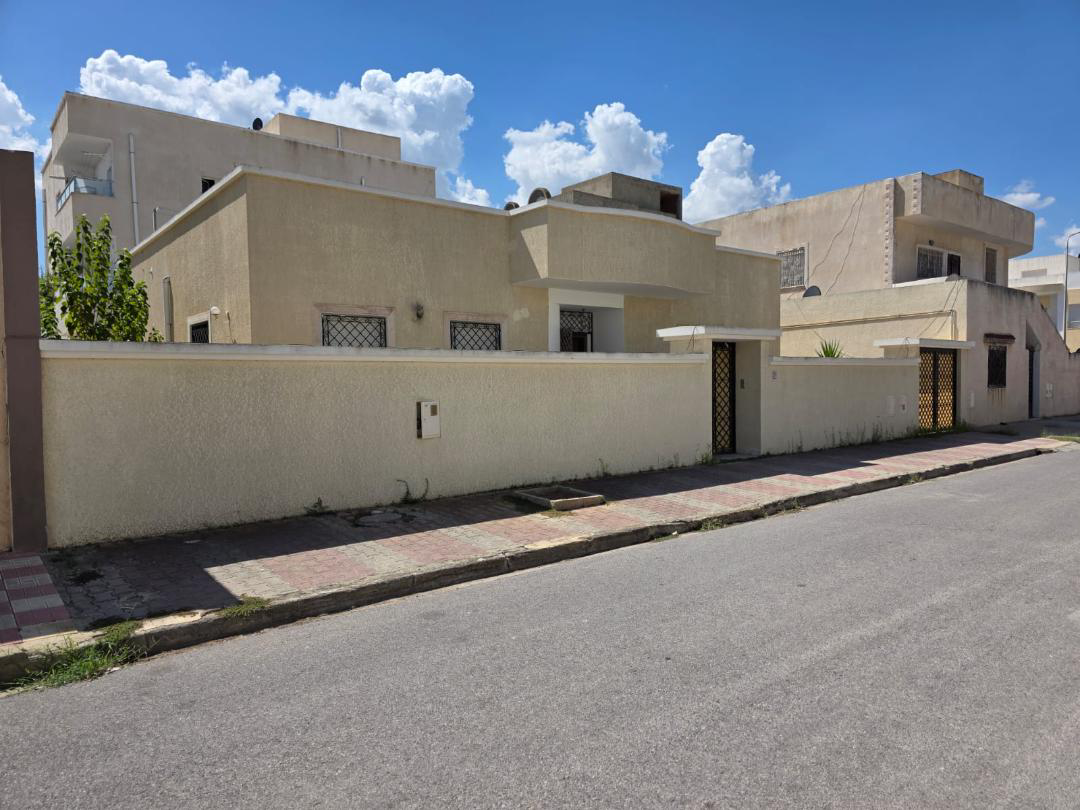 Hammam Chatt&nbsp;Borj Cedria&nbsp;Location&nbsp;Maisons&nbsp;Un villa � soliman riadh