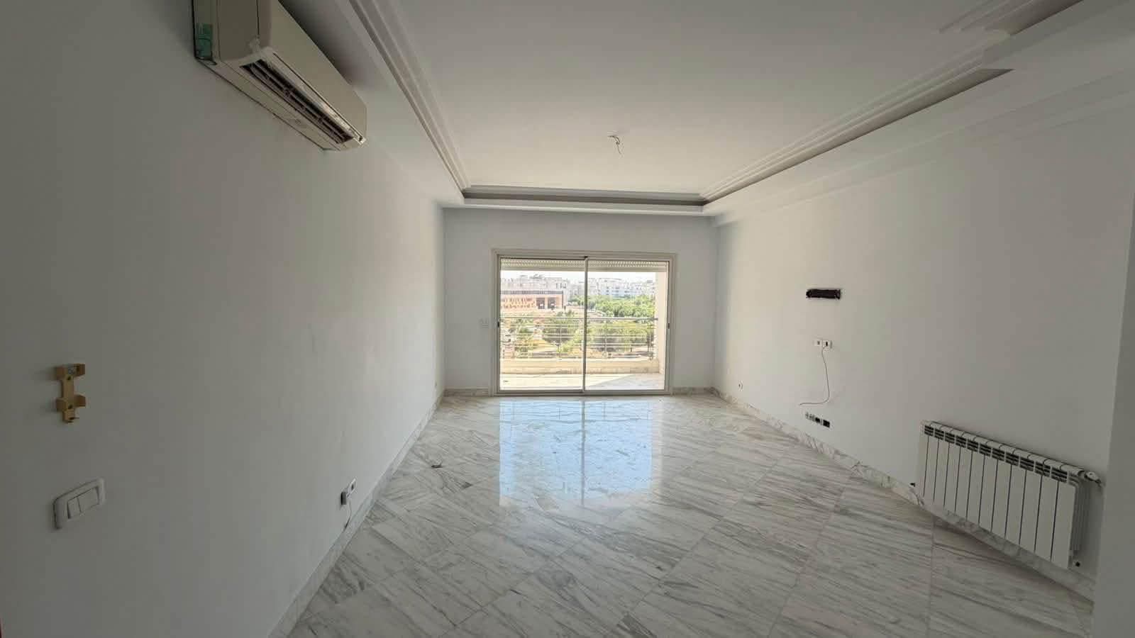 La Marsa&nbsp;Berge Du Lac&nbsp;Location&nbsp;Appart. 4 pi�ces&nbsp;S 3 haut standing lumineux