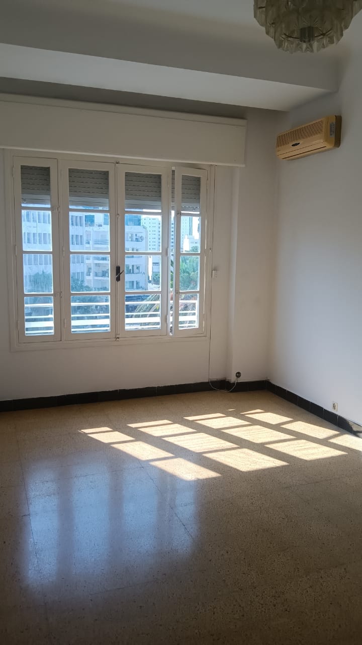 El Menzah&nbsp;Tunis Belvedere&nbsp;Location&nbsp;Appart. 4 pi�ces&nbsp;Appartement s plus 3 � jeanne d'arc