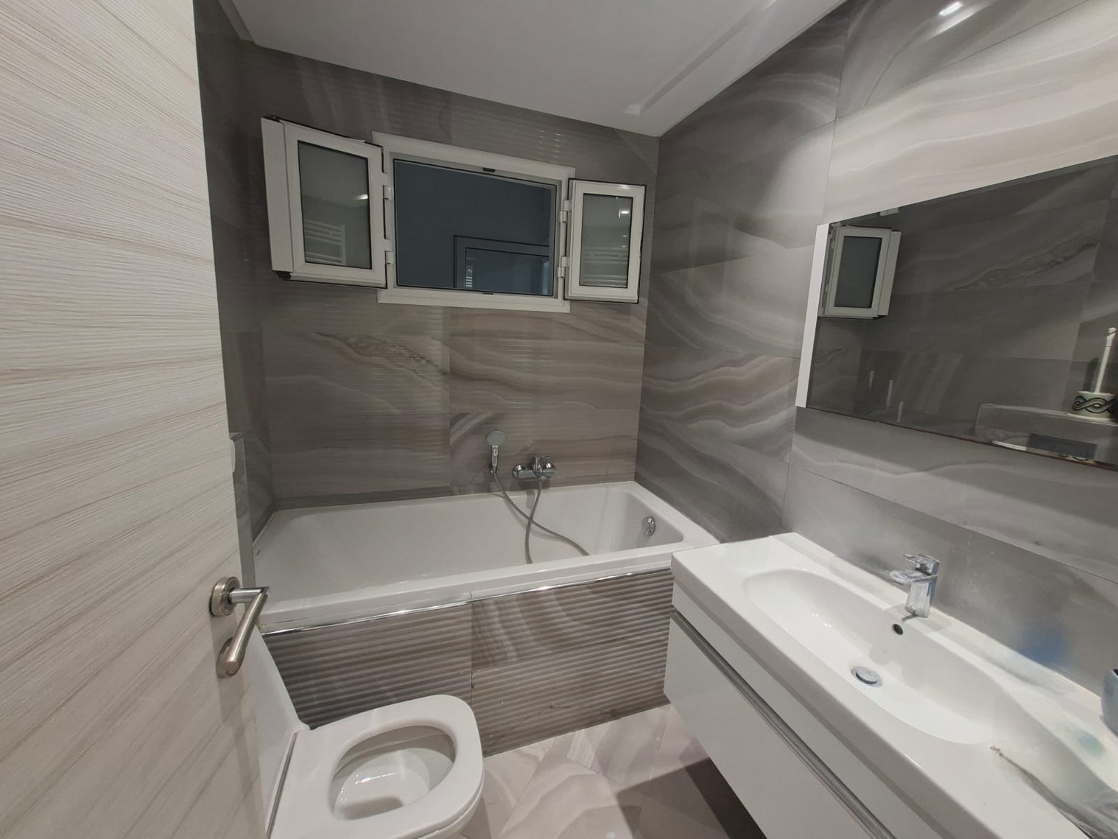 Ariana Ville&nbsp;Cite Ennasr 2&nbsp;Location&nbsp;Appart. 3 pi�ces&nbsp;Appart s2 � ennaser 2