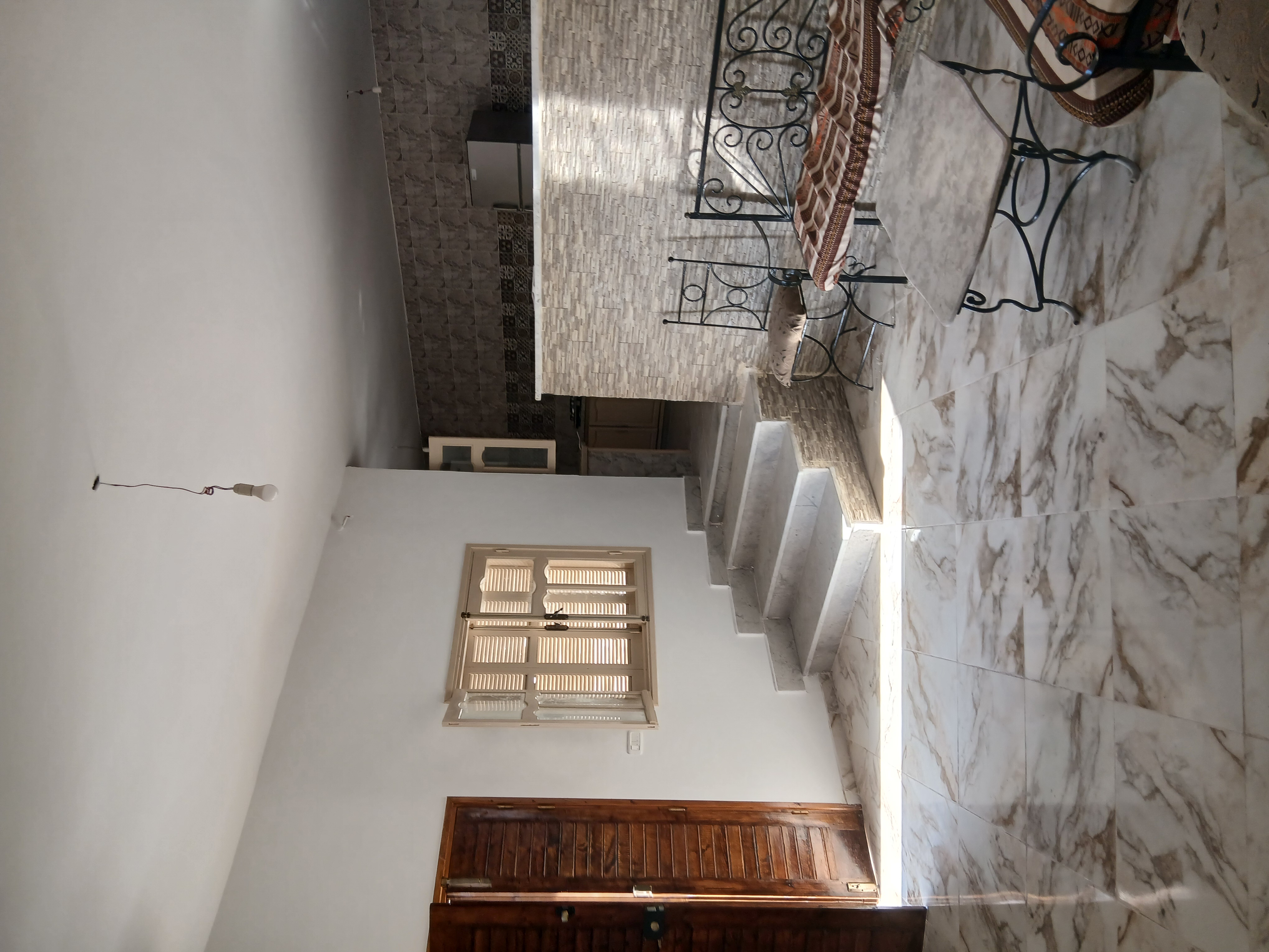 Bizerte Nord&nbsp;Cite De La Sante&nbsp;Location&nbsp;Appart. 3 pi�ces&nbsp;Maison a corniche pour vacance