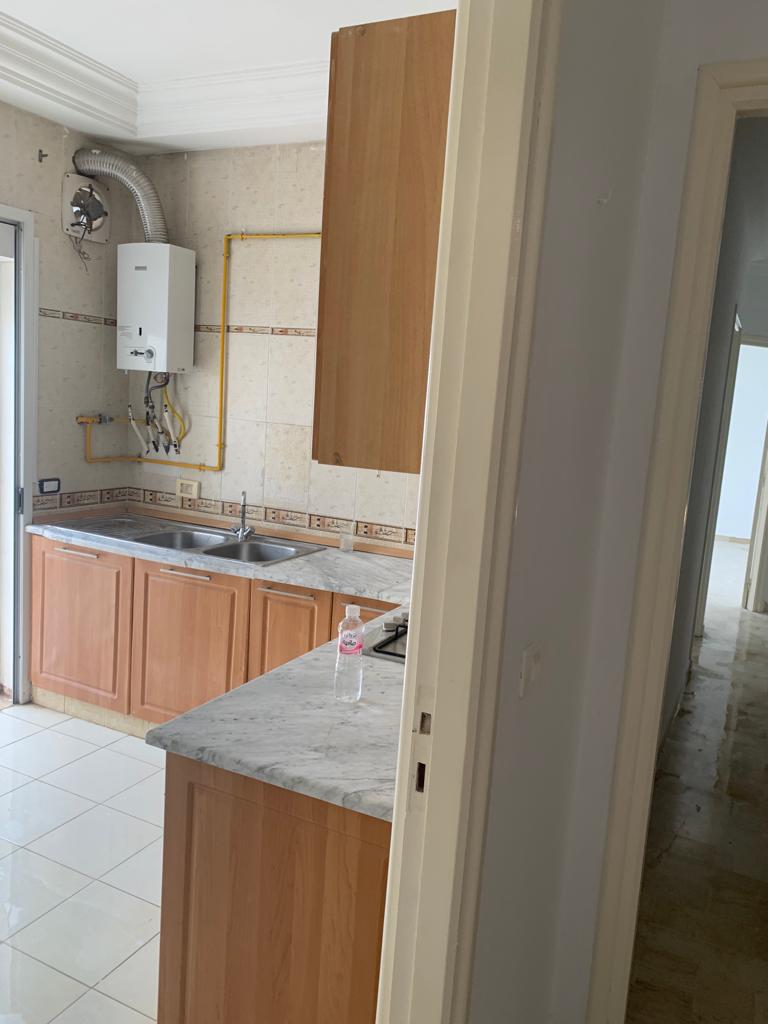 La Soukra&nbsp;Borj Louzir&nbsp;Location&nbsp;Appart. 4 pi�ces&nbsp;Appart 3 �me �tage
