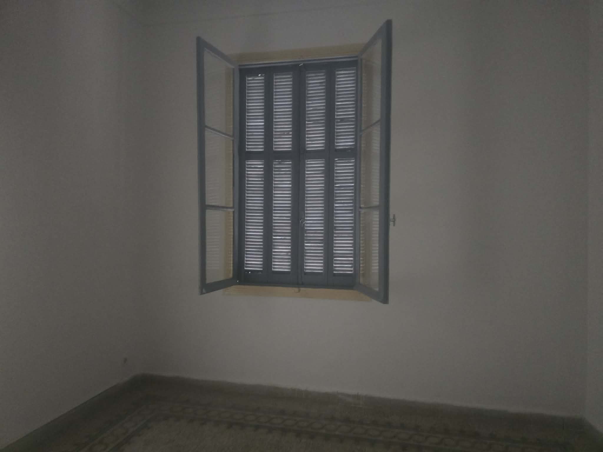 Bab Bhar&nbsp;Bab Bhar&nbsp;Location&nbsp;Appart. 3 pi�ces&nbsp;Appartement au centre ville tunis