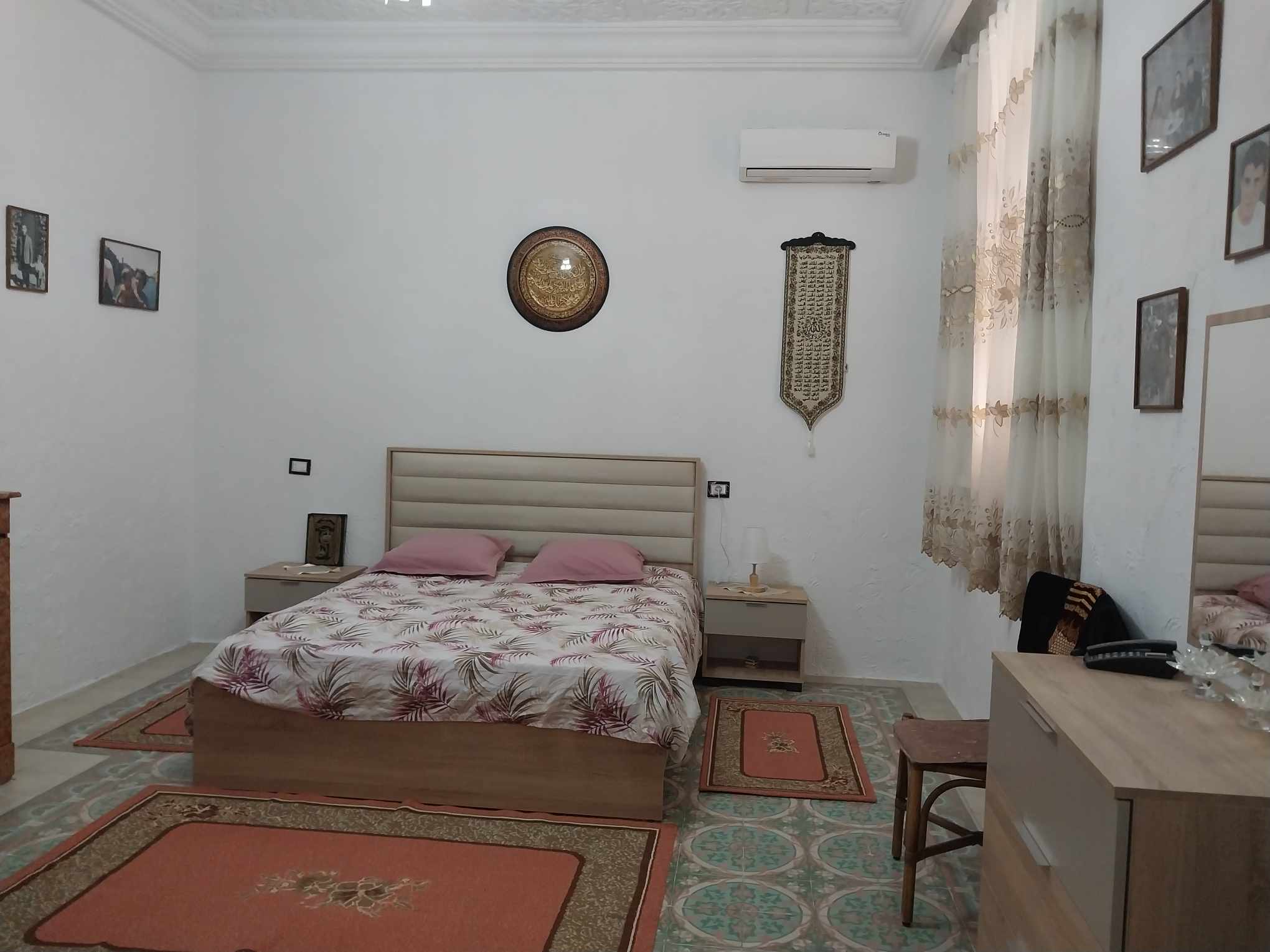 Bab Bhar&nbsp;Bab Bhar&nbsp;Vente&nbsp;Appart. 5 pi�ces+&nbsp;Un grand appartement � la place de barcelone