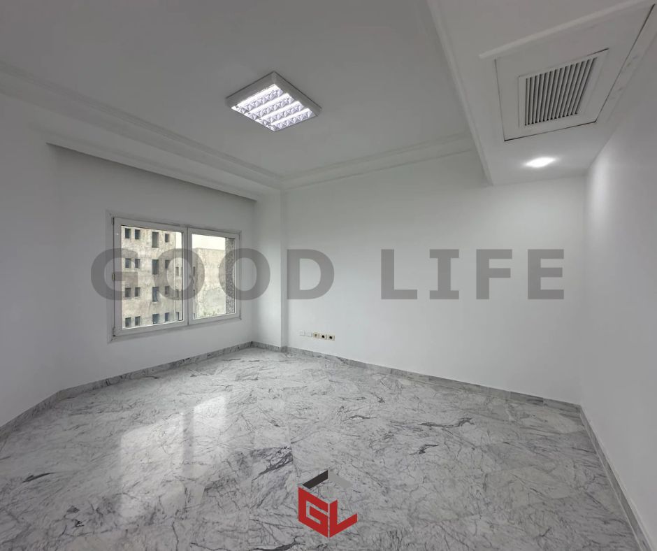 Cite El Khadra&nbsp;Zone urbaine nord&nbsp;Bureaux & Commerces&nbsp;Bureau&nbsp;Bureau h4 au centre urbain nord