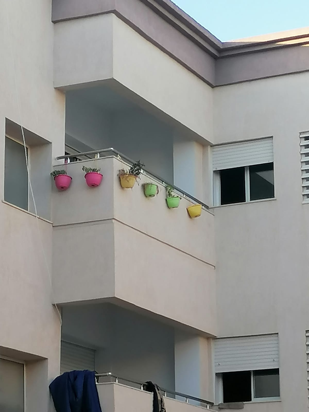 La Soukra&nbsp;Chotrana 1&nbsp;Location&nbsp;Appart. 2 pi�ces&nbsp;S 2 � residence khadija pr�s facult� ibn khaldoun