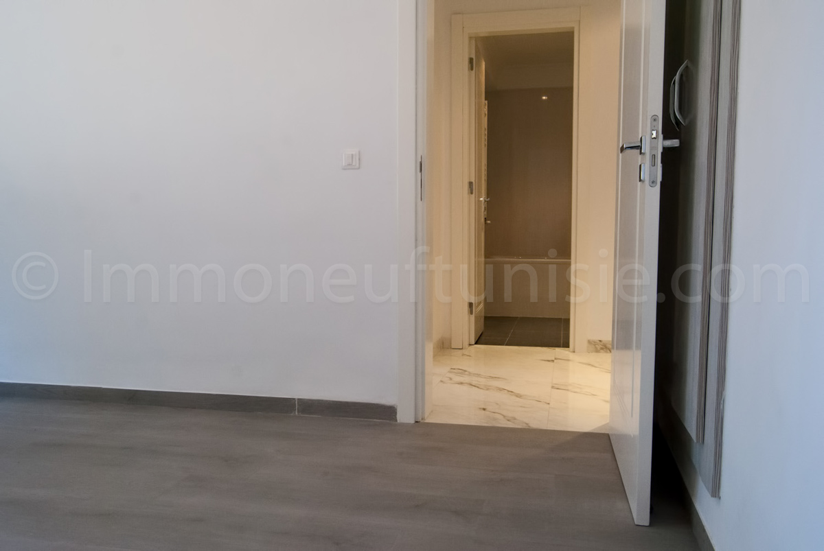 La Soukra&nbsp;Chotrana 1&nbsp;Location&nbsp;Appart. 2 pi�ces&nbsp;S 2 � residence khadija pr�s facult� ibn khaldoun