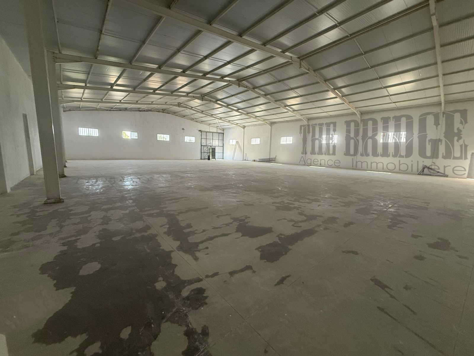 Grombalia&nbsp;Grombalia&nbsp;Bureaux & Commerces&nbsp;Atelier,Garage&nbsp;D�p�t  de 900 mc