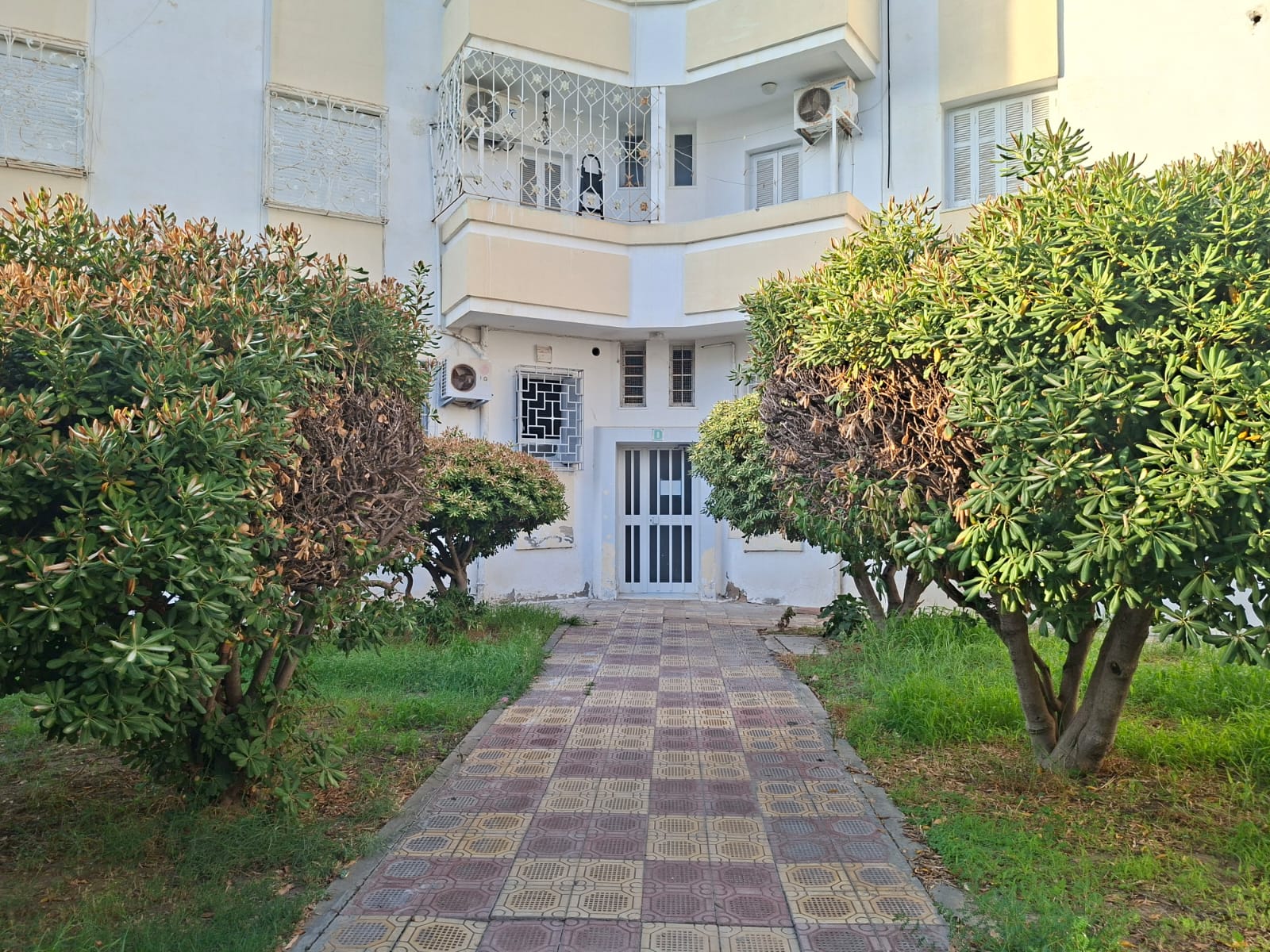 Cite El Khadra&nbsp;Cite Oplympique&nbsp;Location&nbsp;Appart. 2 pi�ces&nbsp;Studio cit� olympique