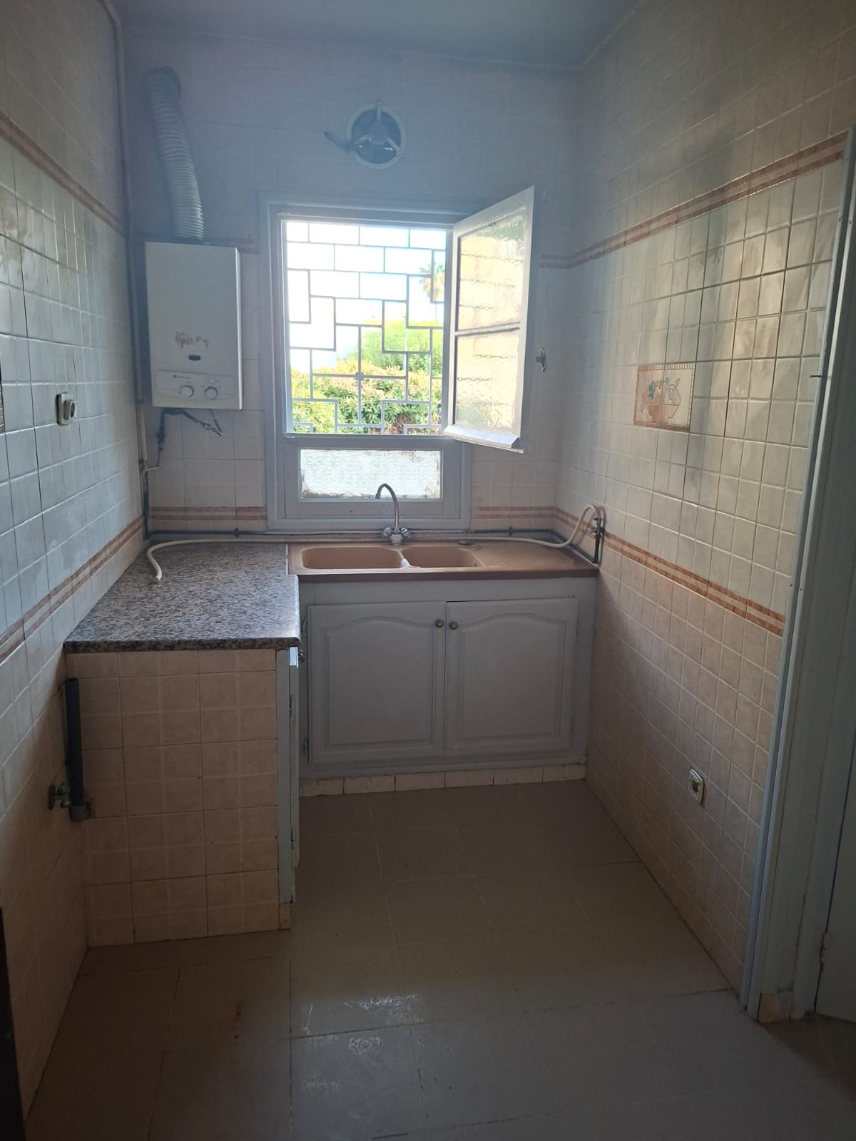 Cite El Khadra&nbsp;Cite Oplympique&nbsp;Location&nbsp;Appart. 2 pi�ces&nbsp;Studio cit� olympique