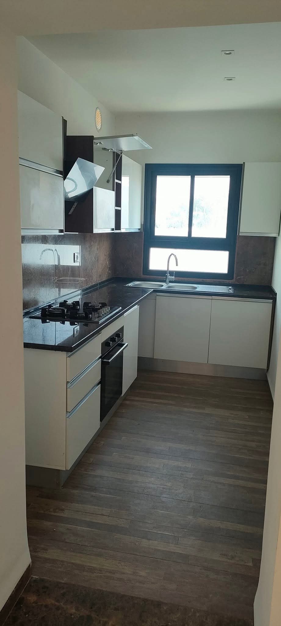 Ain Zaghouan&nbsp;Ain Zaghouan&nbsp;Location&nbsp;Appart. 3 pi�ces&nbsp;Etage de villa s2 haut standing