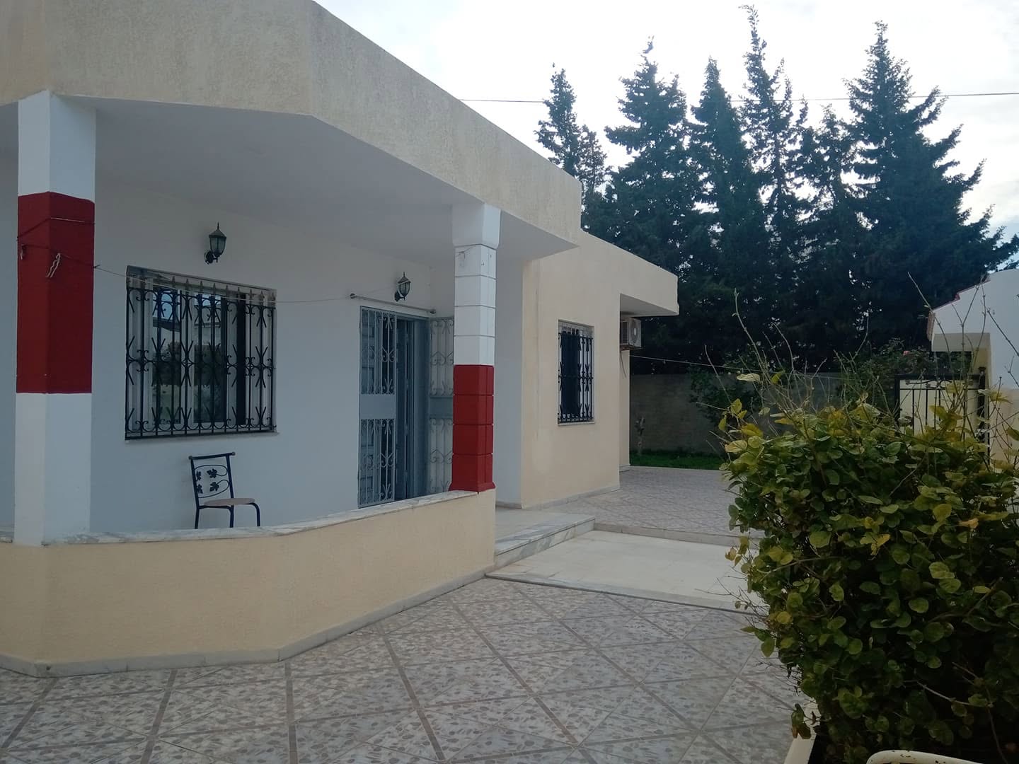 Bizerte Nord&nbsp;Bizerte&nbsp;Location&nbsp;Maisons&nbsp;Une belle maison � corniche bizerte
