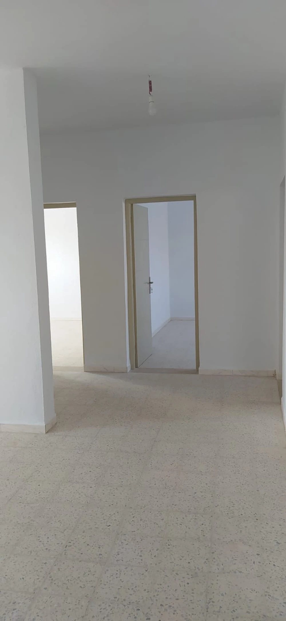 Gabes Sud&nbsp;Sidi Boulbaba&nbsp;Location&nbsp;Appart. 4 pi�ces&nbsp;Salon 3 chambres